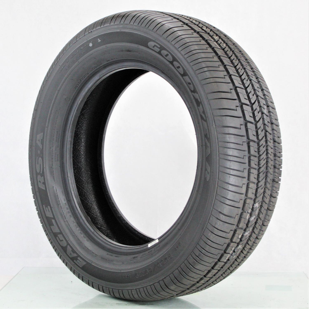 Llanta P 225/55 R17 95V A A Goodyear Eagle Rsa